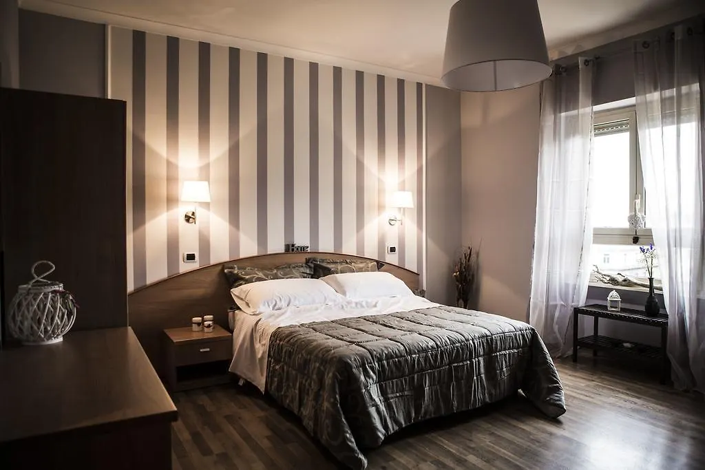 Hotel St Peter Bed In Roma Pensión